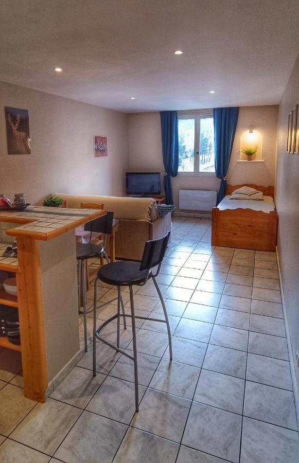 Grand Studio 3 Personnes Idealement Place Barcelonnette Luaran gambar