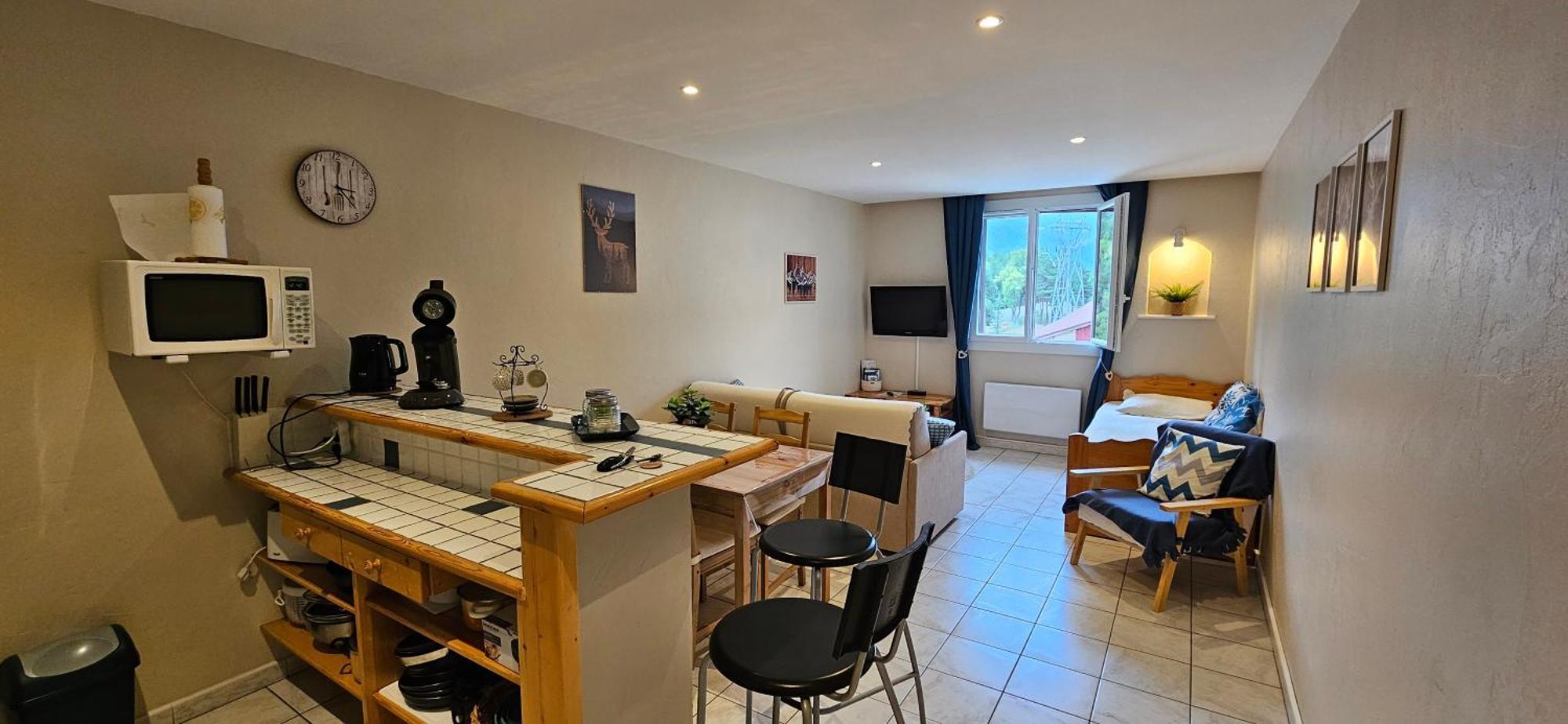 Grand Studio 3 Personnes Idealement Place Barcelonnette Luaran gambar